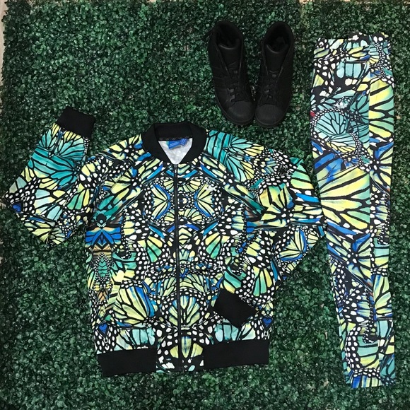 Adidas butterfly set! Rare! - Picture 2 of 6